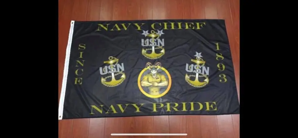 Navy Chief flag with anchors and a ram